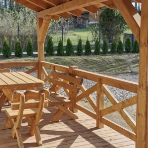 Duży i zadaszony Taras